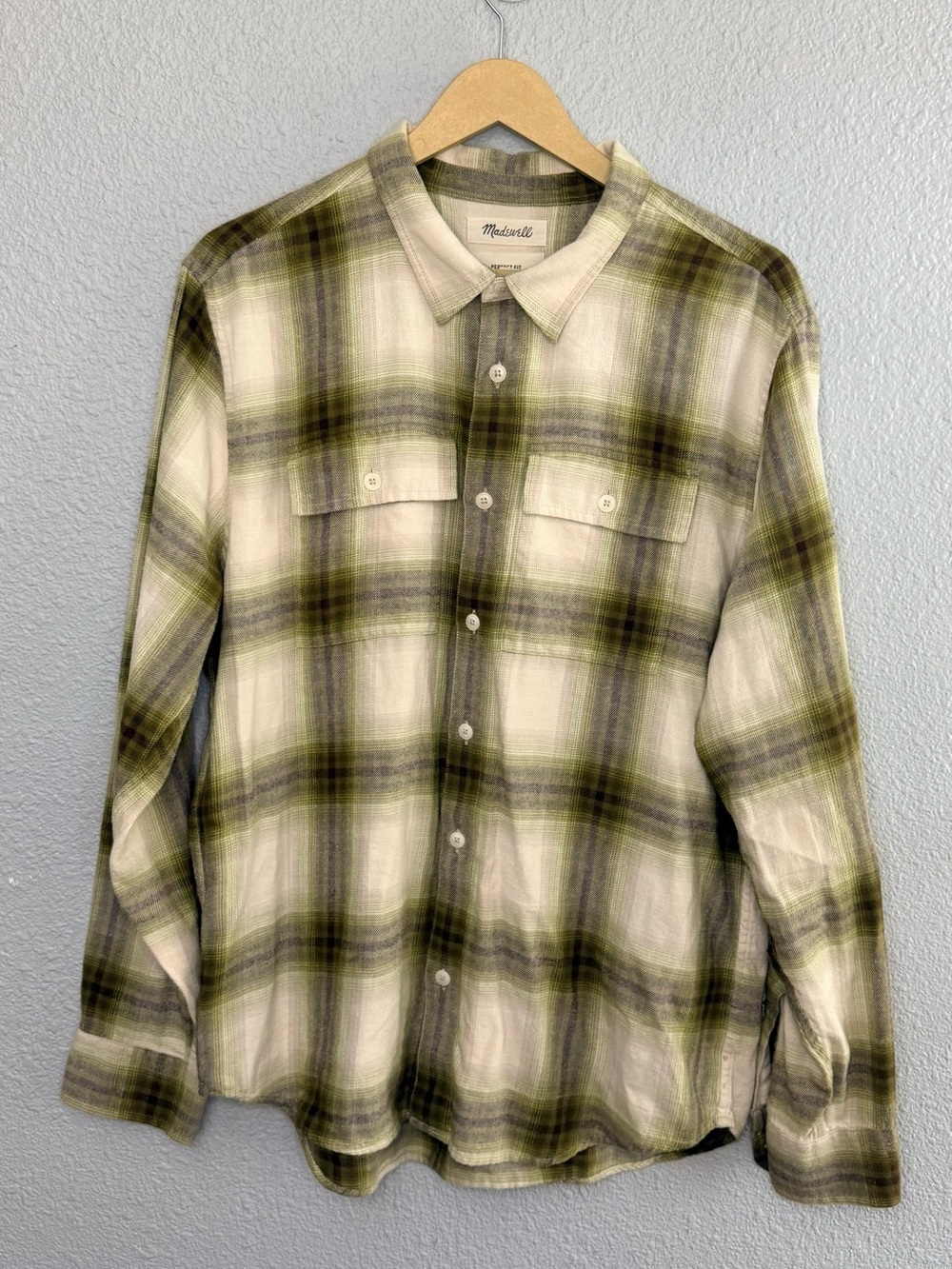 Madewell | The Perfect Shirt | Brushed Twill | Green/Tan Plaid Size | Large